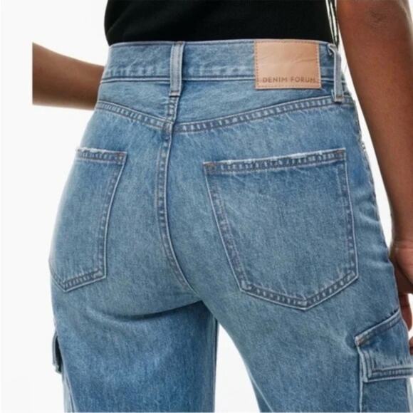 Aritzia Denim Forum Farrah Hi-Rise Wide Leg Cargo Jeans - Picture 13 of 13